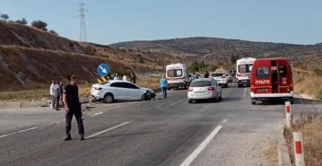 Taştepe Mevkiinde Trafik Kazası! 2 Yaralı