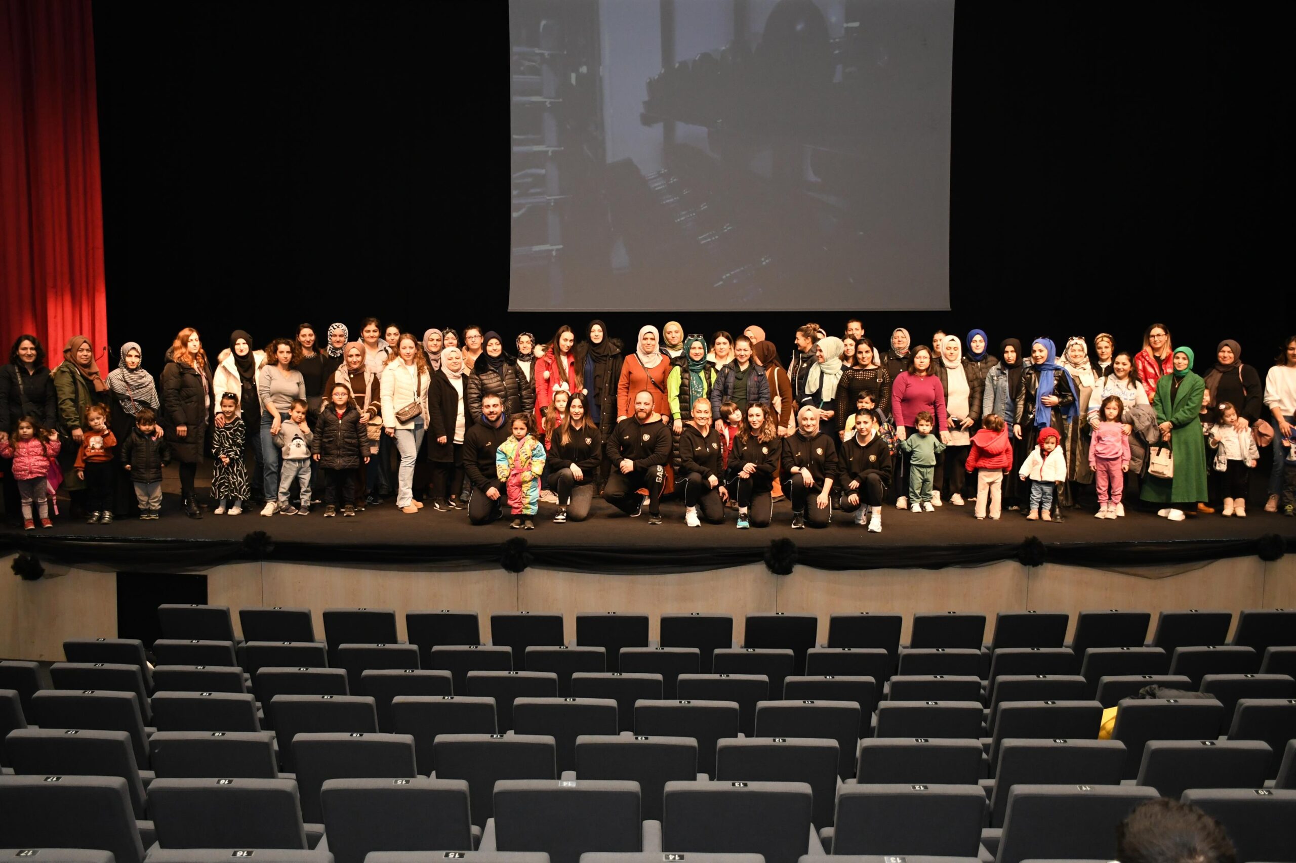 anneler_spora_cocuklar_oyuna_5