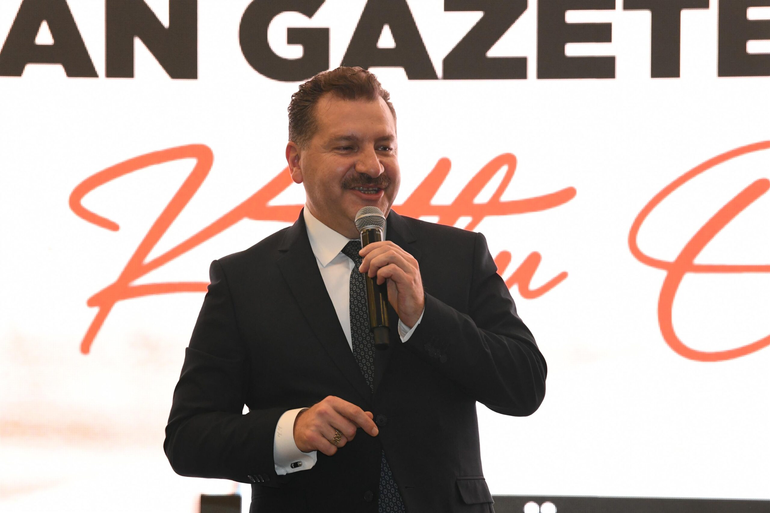 baskan_yilmaz_10_ocak_calisan_gazeteciler_gununde_basini_agirladi_12