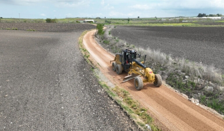KIRSAL MAHALLELER İSTEDİ, BAŞKAN AHMET AKIN ÇALIŞMAYI BAŞLATTI
