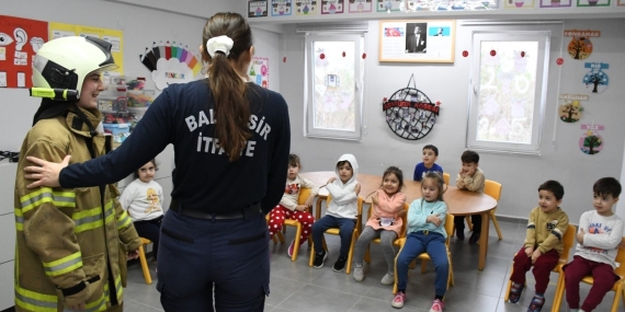 Büyükşehir’den öğrenci ve personele yangın eğitimi