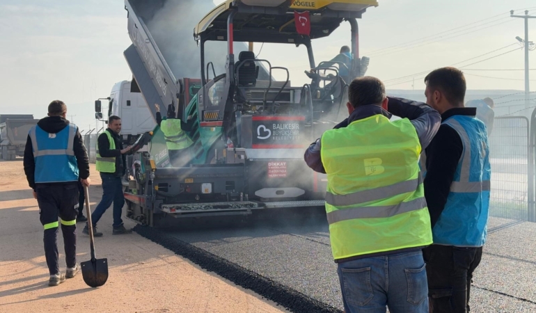 Gönen Sanayi esnafının yol çilesi sona erdi