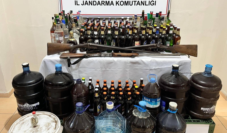 Gönen’de kaçak ve sahte alkol operasyonu: 3 Gözaltı