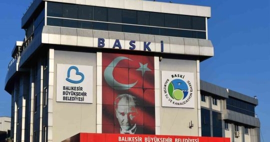 BASKİ’den “Denize atık su deşarjı” iddialarına yanıt: “23 yıllık ihmal neden oldu”