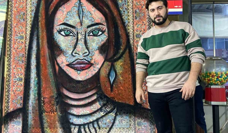 Bandırma’da sprey boya ile eski halılar sanata dönüşüyor