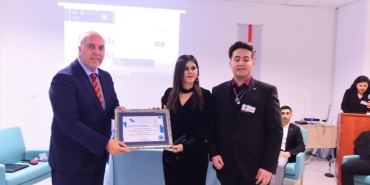 BALIKESİRLİ GENÇ YAZARA BÜYÜK ONUR