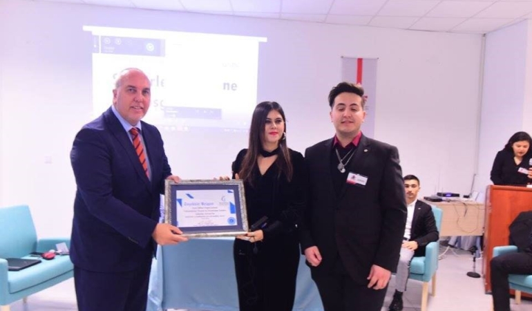 Balıkesirli genç yazara büyük onur