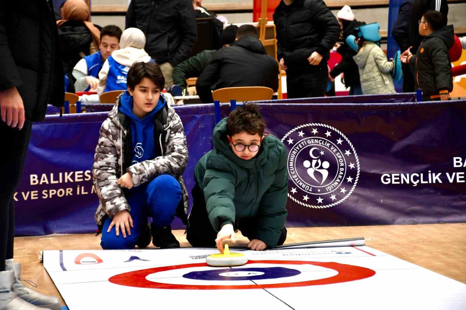 GENÇLİK VE SPOR FESTİVALİ BALIKESİR’DE GERÇEKLEŞTİ