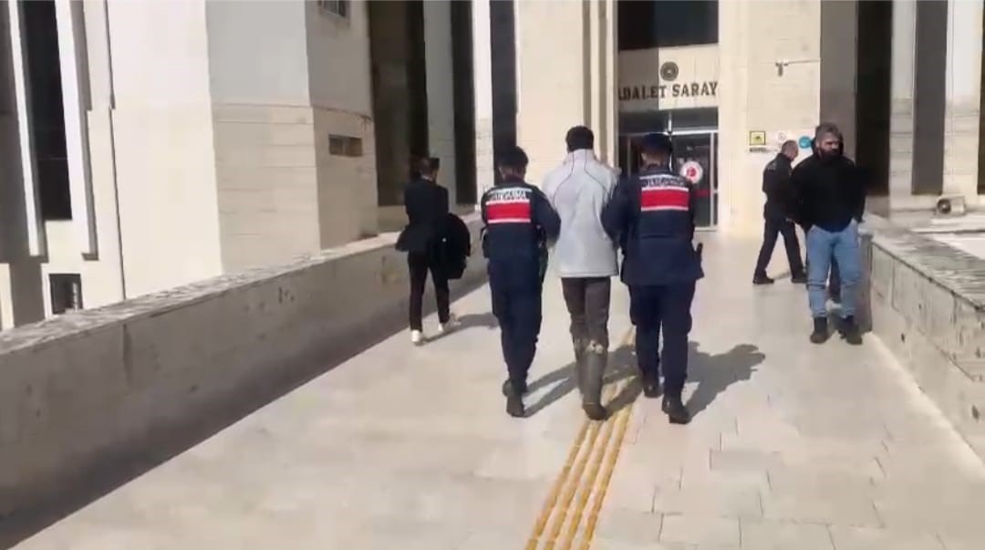 BALIKESİR'DE JANDARMA HIRSIZLIK OLAYINI AYDINLATTI