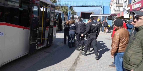 Balıkesir’de dolmuşta fenalaşan yaşlı adam hayatını kaybetti