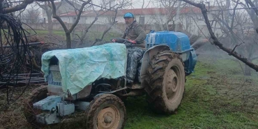 BALIKESİR'DE ŞEFTALİ AĞAÇLARININ İLAÇLANMASI BAŞLADI SAĞLIKLI ŞEFTALİ HASADI İÇİN İLAÇLAMA BAŞLADI