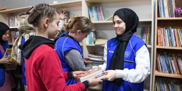"KİTABIM KİTABIN OLSUN" PROJESİ GENÇLERE EĞİTİM IŞIĞI OLUYOR PROJE İLE KÜTÜPHANESİZ OKUL KALMAYACAK