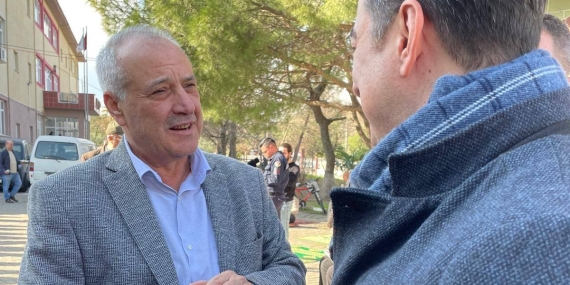 AK Parti Gönen Teşkilatı Kahvehane Ziyaretlerinde Vatandaşlarla Buluştu