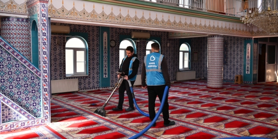 Balıkesir’de camiler Ramazan’a hazırlanıyor