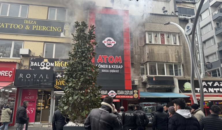Bandırma’da dönerci dükkanında yangın paniği