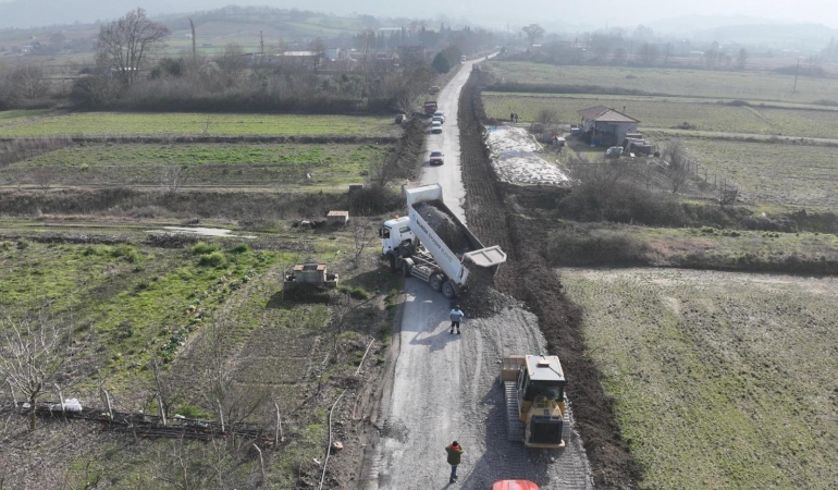 Gönen’in 15 yıllık yol sorununu Büyükşehir çözüyor