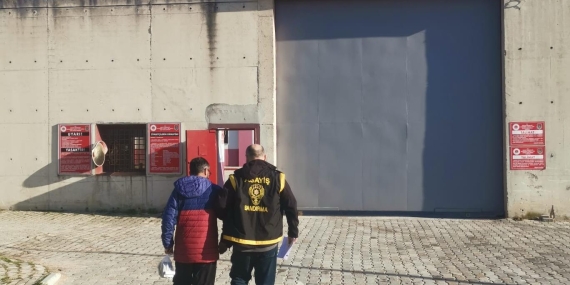 Bandırma’da 21 yıl hapis cezası bulunan firari yakalandı