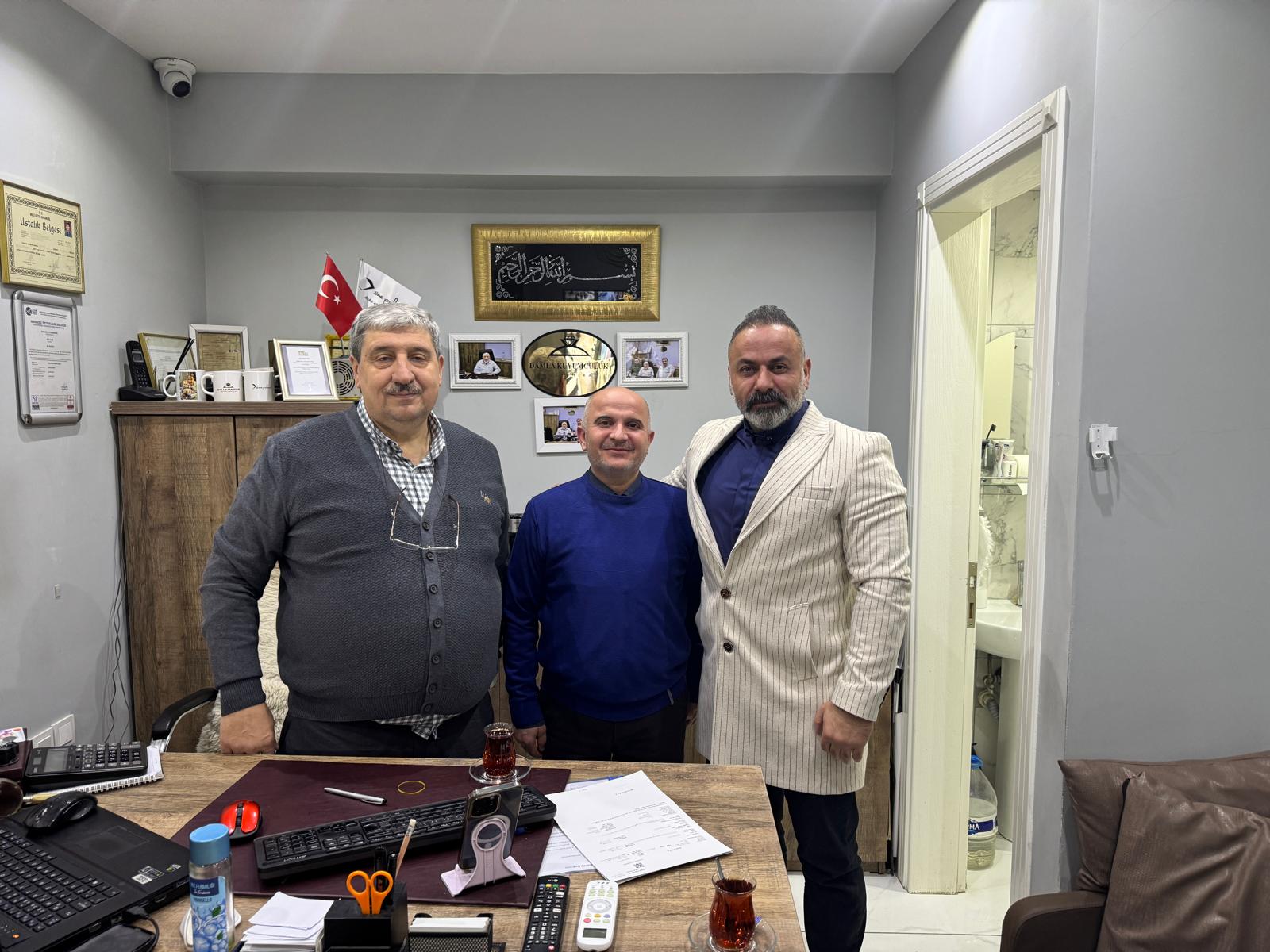 ae91c3c7-fcec-428f-9b81-3b955bee2294