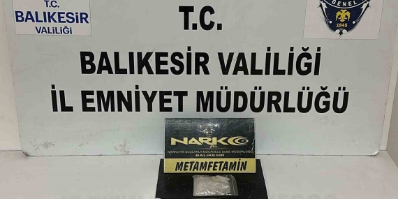 Balıkesir’de uyuşturucu taciri 2 kişi yakalandı