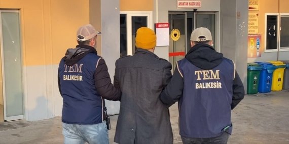 Balıkesir’de 4 DAEŞ şüphelisine gözaltı