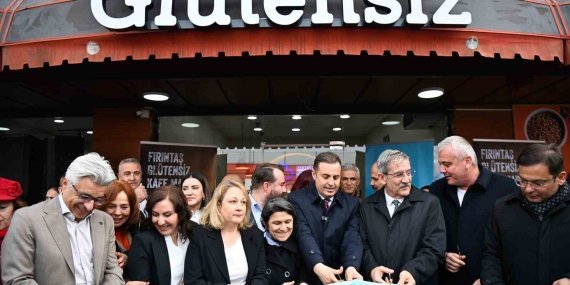 Başkan Akın, Balıkesir’in ilk ve tek ’Glütensiz Kafe Market’ini açtı