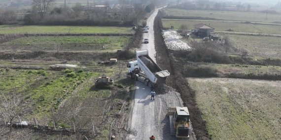 Gönen’in 15 yıllık yol sorununu Büyükşehir çözüyor
