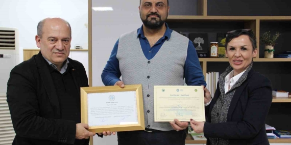 Edremit Ticaret Odası, Tunus’ta Türkiye’yi zeytinyağı eğitiminde temsil etti