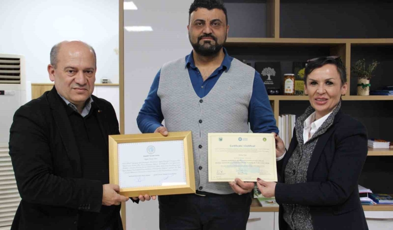 Edremit Ticaret Odası, Tunus’ta Türkiye’yi zeytinyağı eğitiminde temsil etti