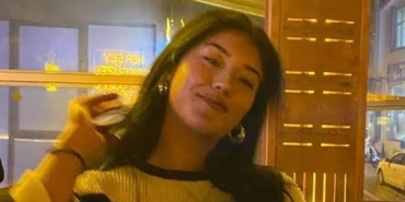 MELEK PEKKARA'NIN ÖLÜM SEBEBİ BELLİ OLDU YILBAŞI GECESİ PARKTA HAYATINI KAYBEDEN MELEK PEKKARA'NIN KALP KRİZİ NEDENİ İLE HAYATINI KAYBETTİĞİ BELİRLENDİ