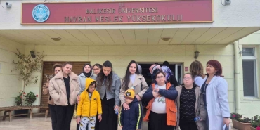 DOWN SENDROMLU ÇOCUKLAR HAVRAN MESLEK YÜKSEKOKULU’NDA AĞIRLANDI