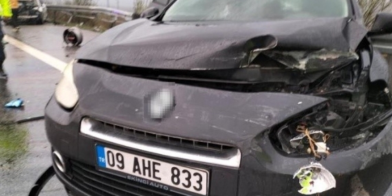 Susurluk’ta zincirleme kaza: 2 ölü, 4 yaralı