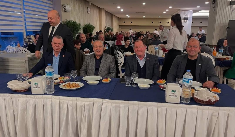 AK Parti Gönen İlçe Başkanı Zekeriyya Dağlı, Başkan Palaz’ın İftar Programına Katıldı