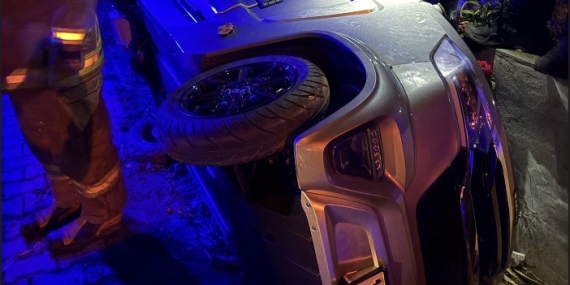 Bandırma’da tek taraflı trafik kazası: Sürücü sağlık ekiplerine teslim edildi