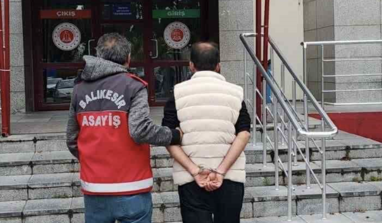 Balıkesir’de altın hırsızı polisten kaçamadı