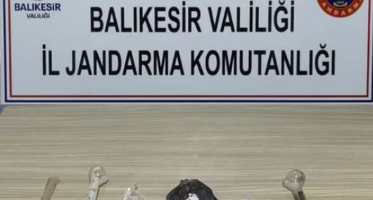 Balıkesir’de Kaçakçılık ve Uyuşturucu Operasyonu: 12 Gözaltı