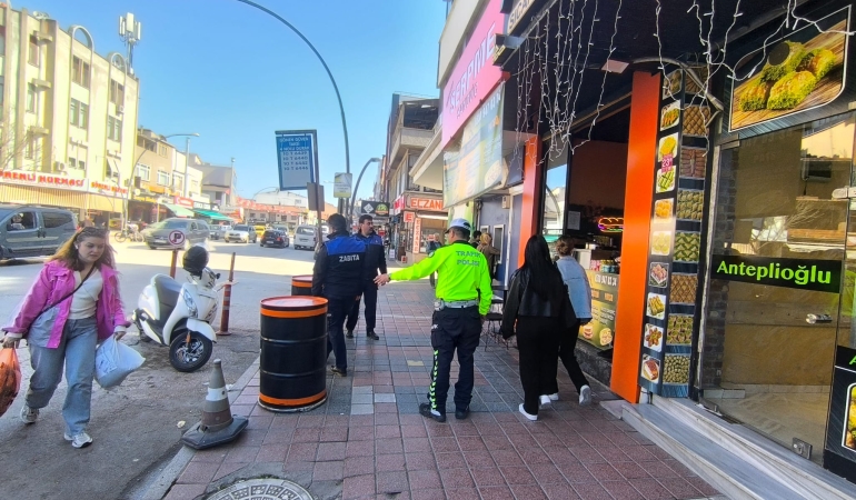 Gönen’de Kaldırım ve Park Alanları İşgallerine Denetim