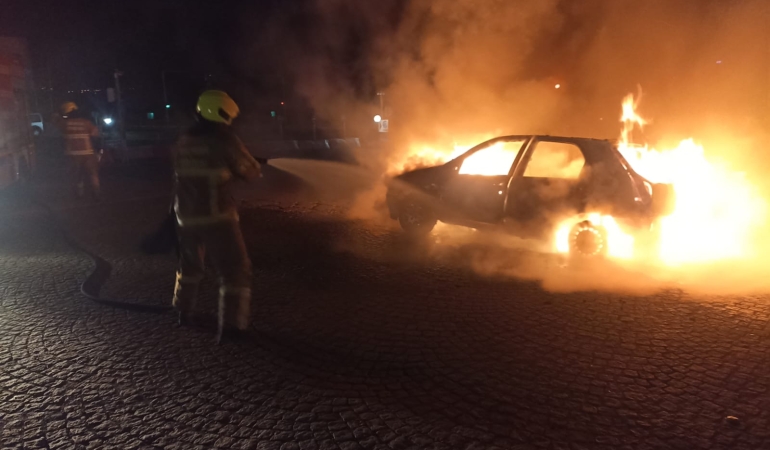 Susurluk’ta araç yangını korkuttu