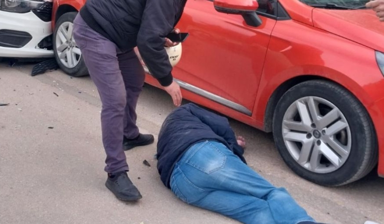 Bandırma’da eski milletvekilinin karıştığı kazada 1 kişi hayatını kaybetti