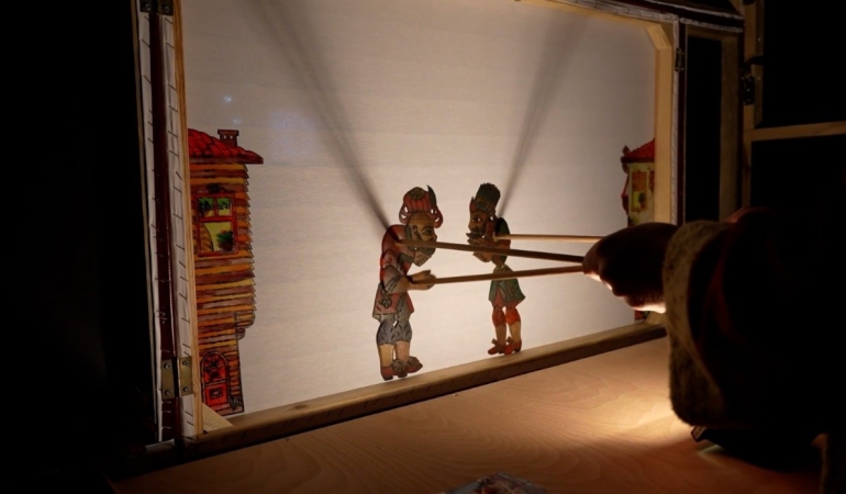 21 yıldır aşkla Karagöz Hacivat’ı yaşatıyor