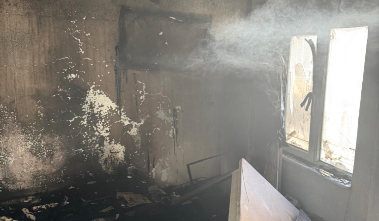 Bandırma’da itfaiye ekipleri alevlere müdahale etti