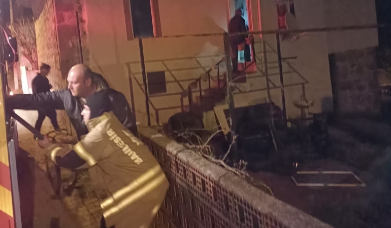 Manyas’ta baca yangını paniğe neden oldu