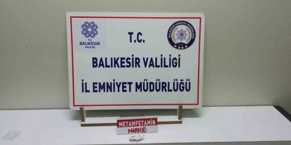 Balıkesir’de huzur ve güven uygulamasında 8 aranan şahıs yakalandı