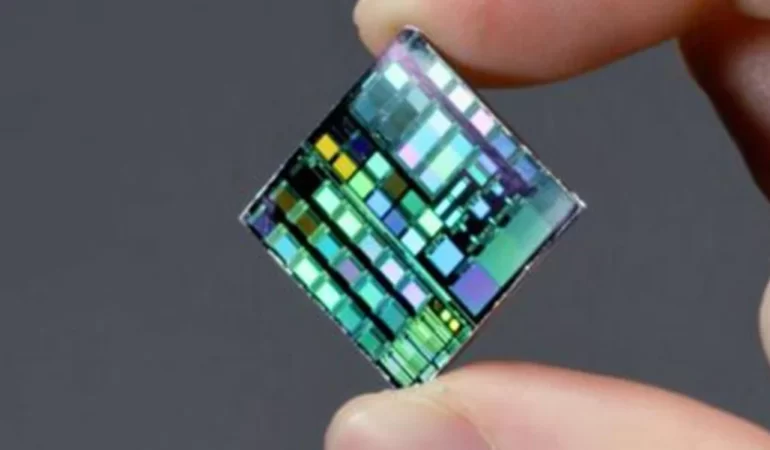 Dünyanın en gelişmiş mikroçipi tanıtıldı