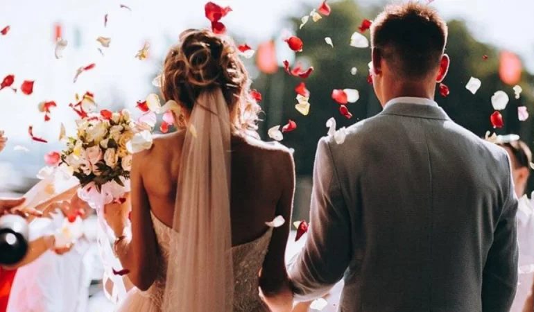 Maliyetler arttı, işletmeler harekete geçti: 2 saatlik yarım düğün modası