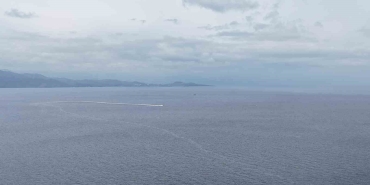 AYVACIK AÇIKLARINDA BOTUN BATTIĞI BÖLGEDE ARAMA KURTARMA ÇALIŞMALARI DEVAM EDİYOR