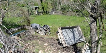 BALIKESİR'DE TRAKTÖR DEVRİLDİ, 1 KİŞİ YARALANDI