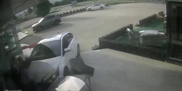 629B8140-C146-49DE-94B9-C9EC6D906A39