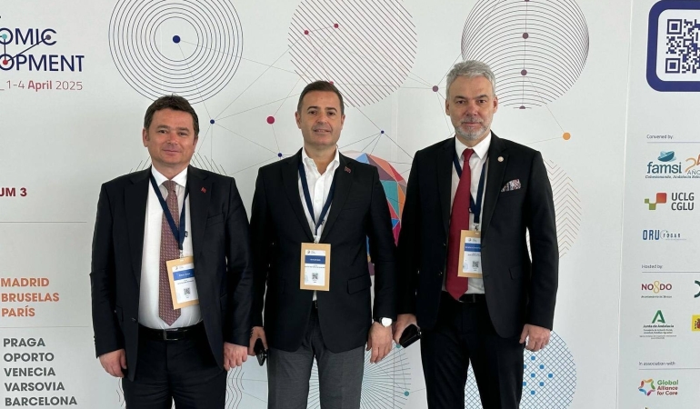 Ahmet Akın, Dünya Yerel Ekonomik Kalkınma Forumu’na Katıldı