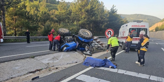 Traktör devrildi, sürücü hayatını kaybetti