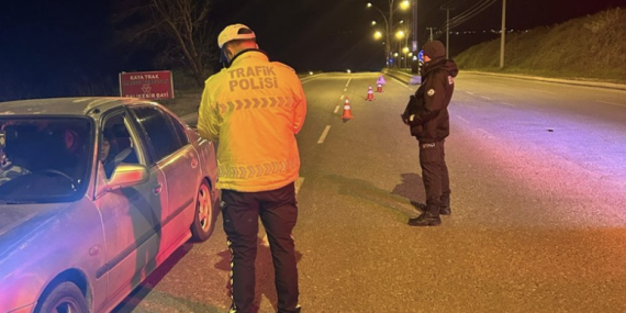 Balıkesir’de Asayiş ve Trafik Huzur Uygulaması: 8 Kişi Gözaltına Alındı